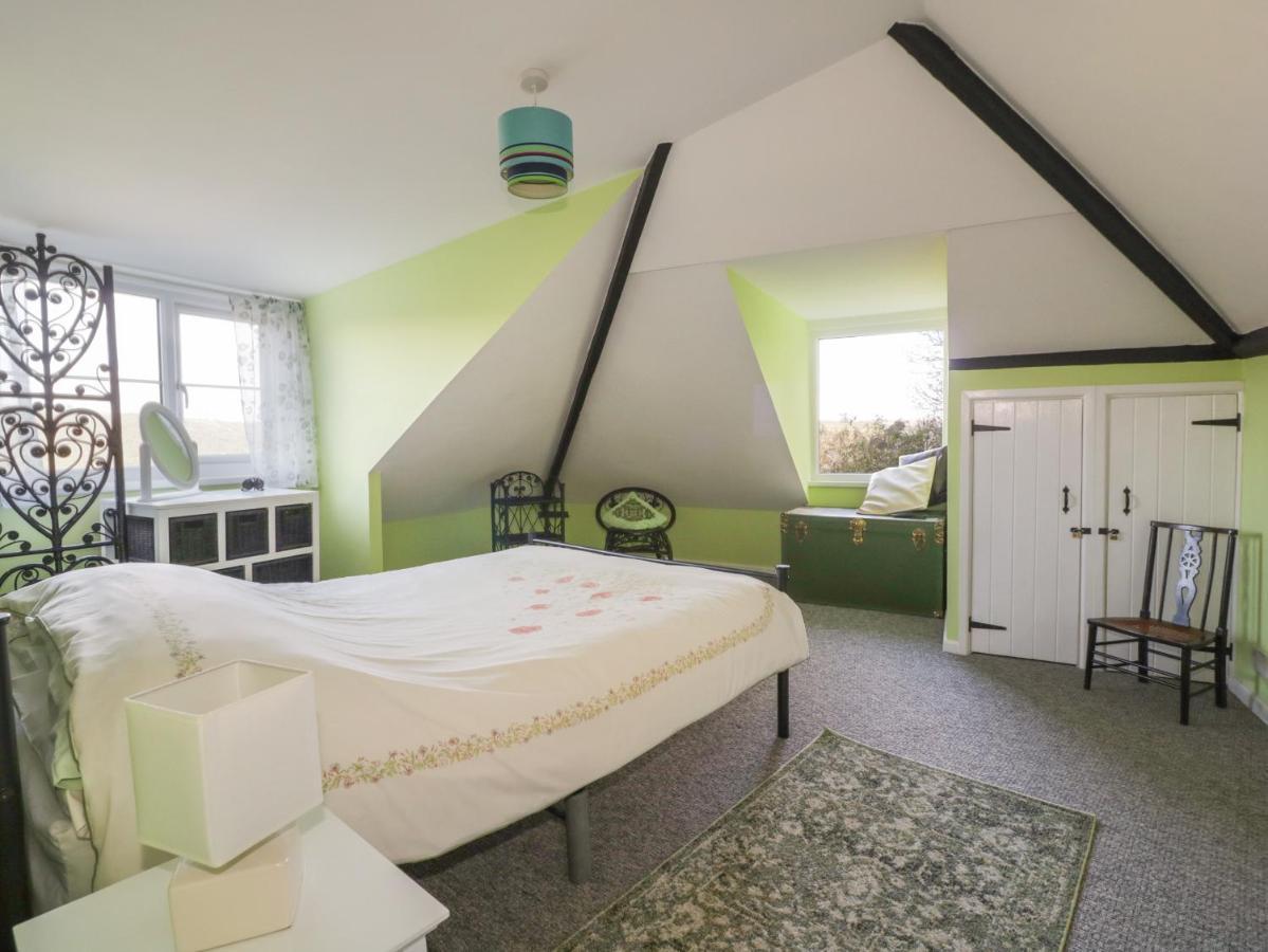 The Knoll Villa ลู ภายนอก รูปภาพ